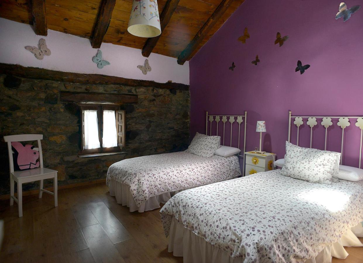 Pensjonat La Casita De Leire Tamajon Zewnętrze zdjęcie