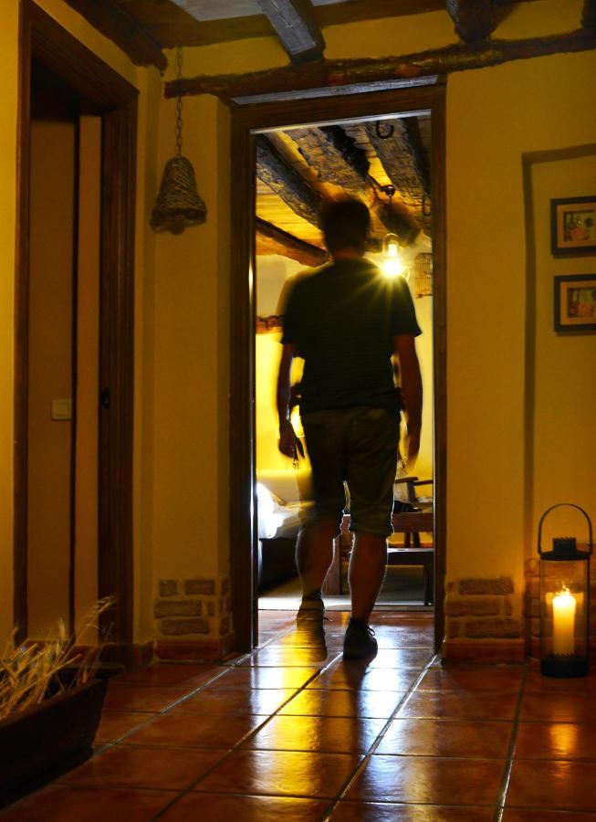 Pensjonat La Casita De Leire Tamajon Zewnętrze zdjęcie