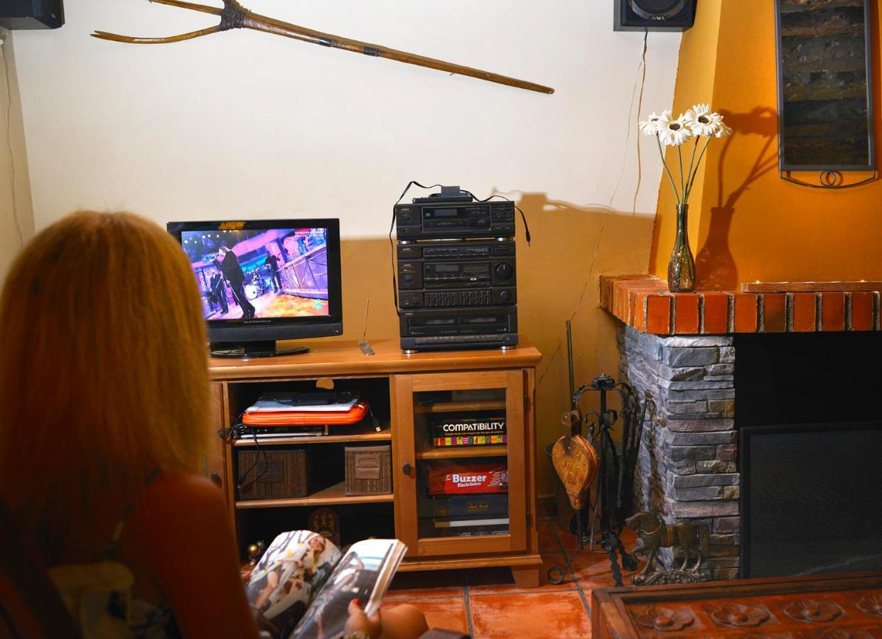 Pensjonat La Casita De Leire Tamajon Zewnętrze zdjęcie